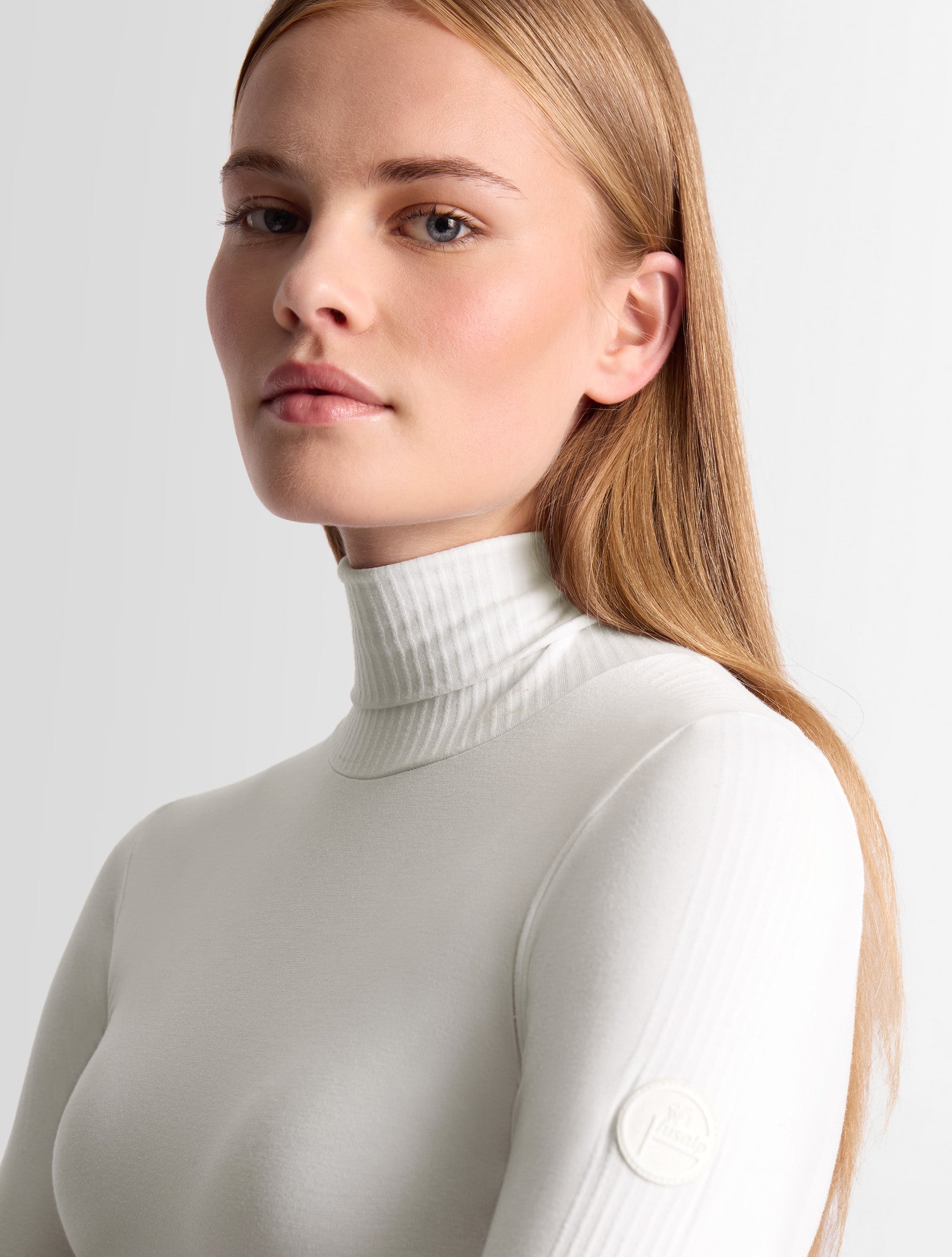 fusalp-alisier-sous-pull-col-roul-seamless-modal-cachemire-3 image 4