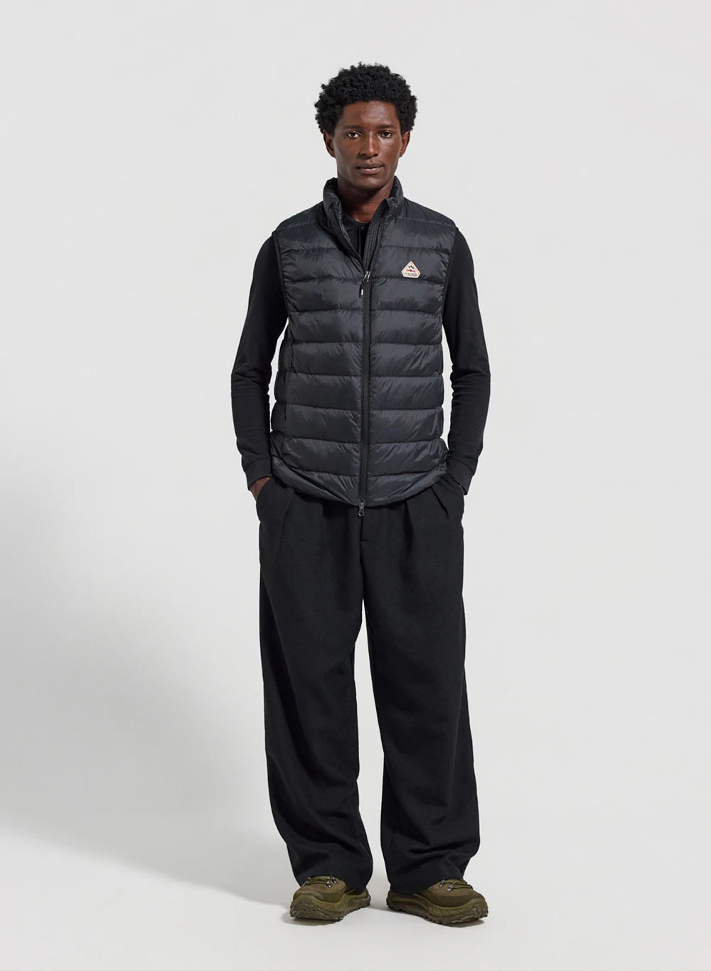 pyrenex-guzet-doudoune-sans-manches-homme-ultra-l-g-re-noire image 2