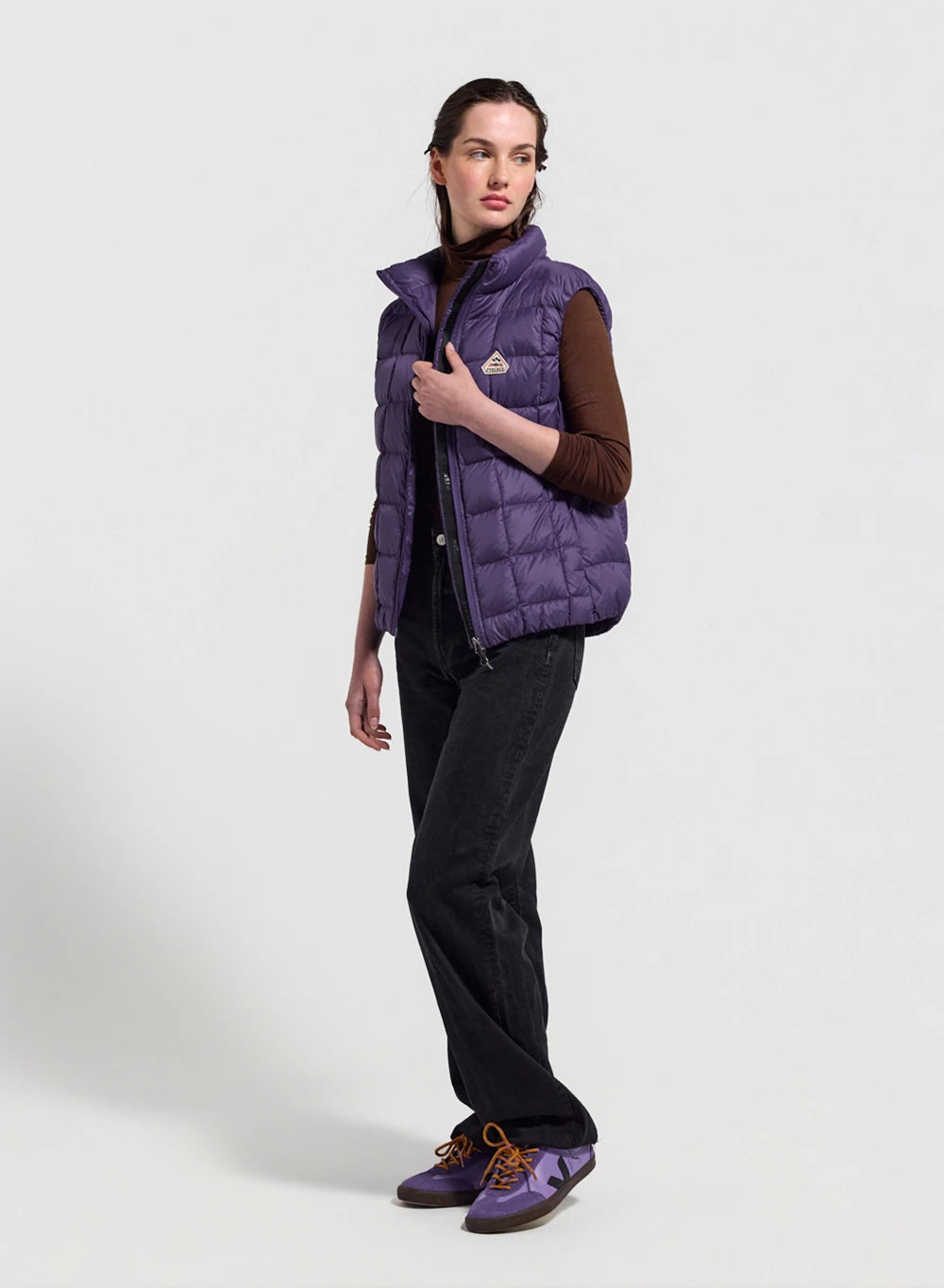 doudoune-ultra-l-g-re-sans-manches-femme-pyrenex-sunray-violette image 2