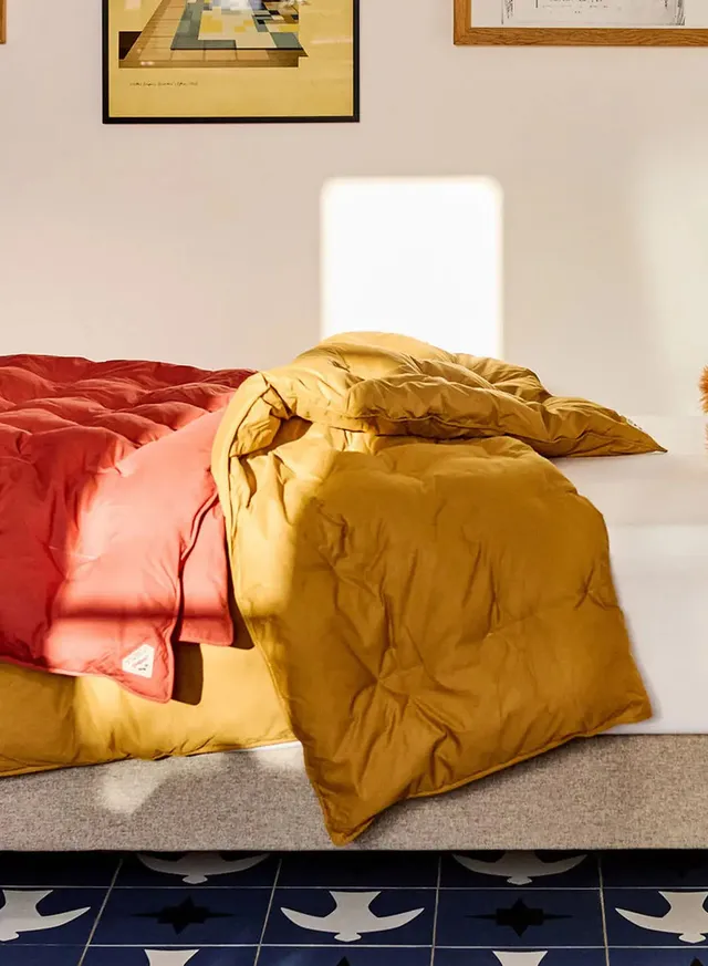 plaid-pyrenex-caresse-ocre-duvet image 1