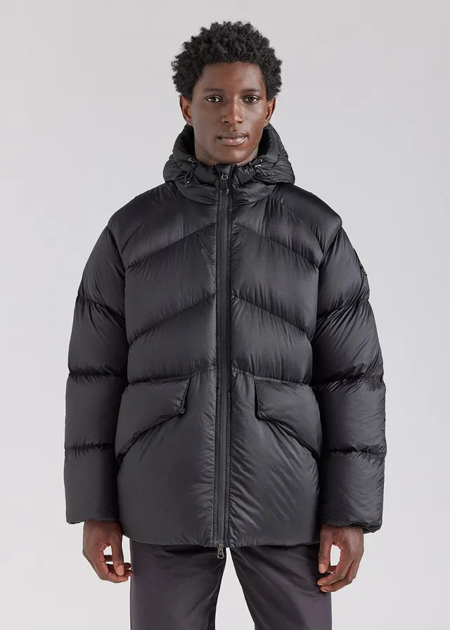 pyrenex-stellar-doudoune-technique-capuche-homme-noire image 1