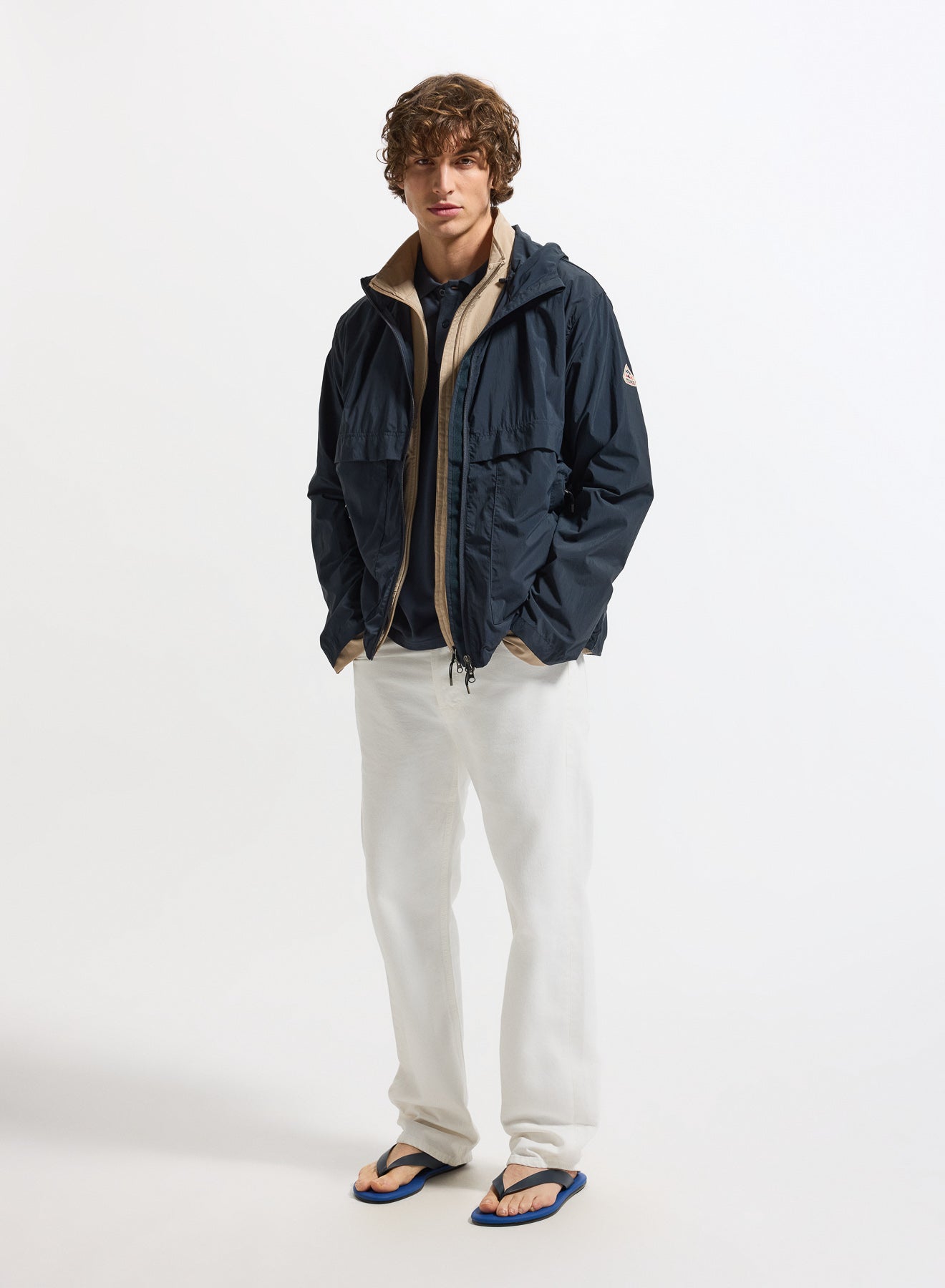 coupe-vent-unisexe-capuche-pyrenex-soulere-bleu-marine image 3