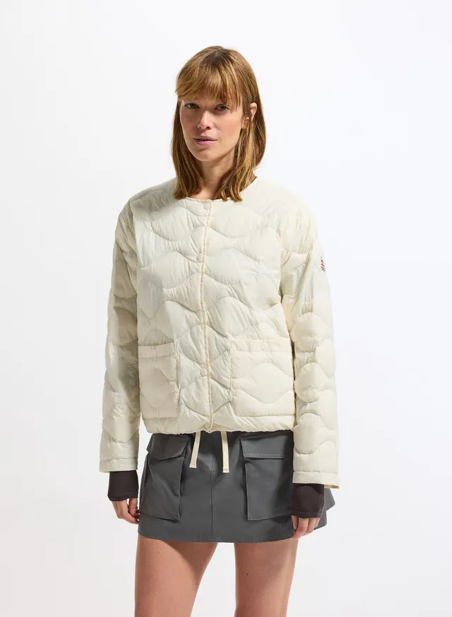 doudoune-ultra-l-g-re-femme-pyrenex-orite-blanche-boutons-pression image 1