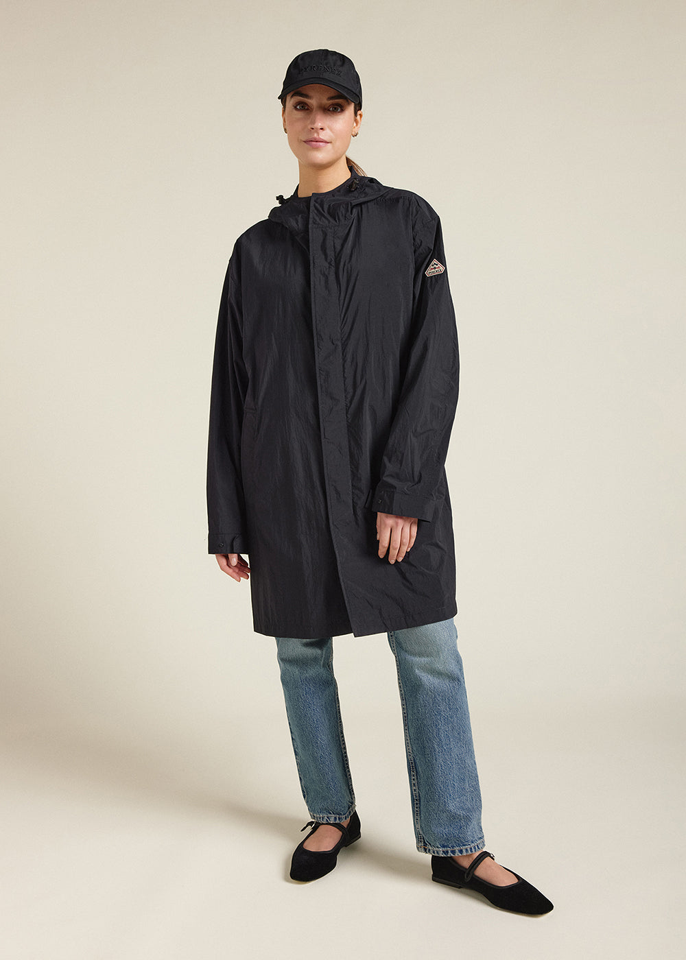 pyrenex-torrent-coupe-vent-long-capuche-unisexe-black image 3