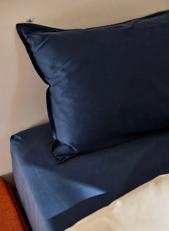 pyrenex-lily-taies-d-oreiller-x2-bleu-encre-coton-bio-tencel image 1