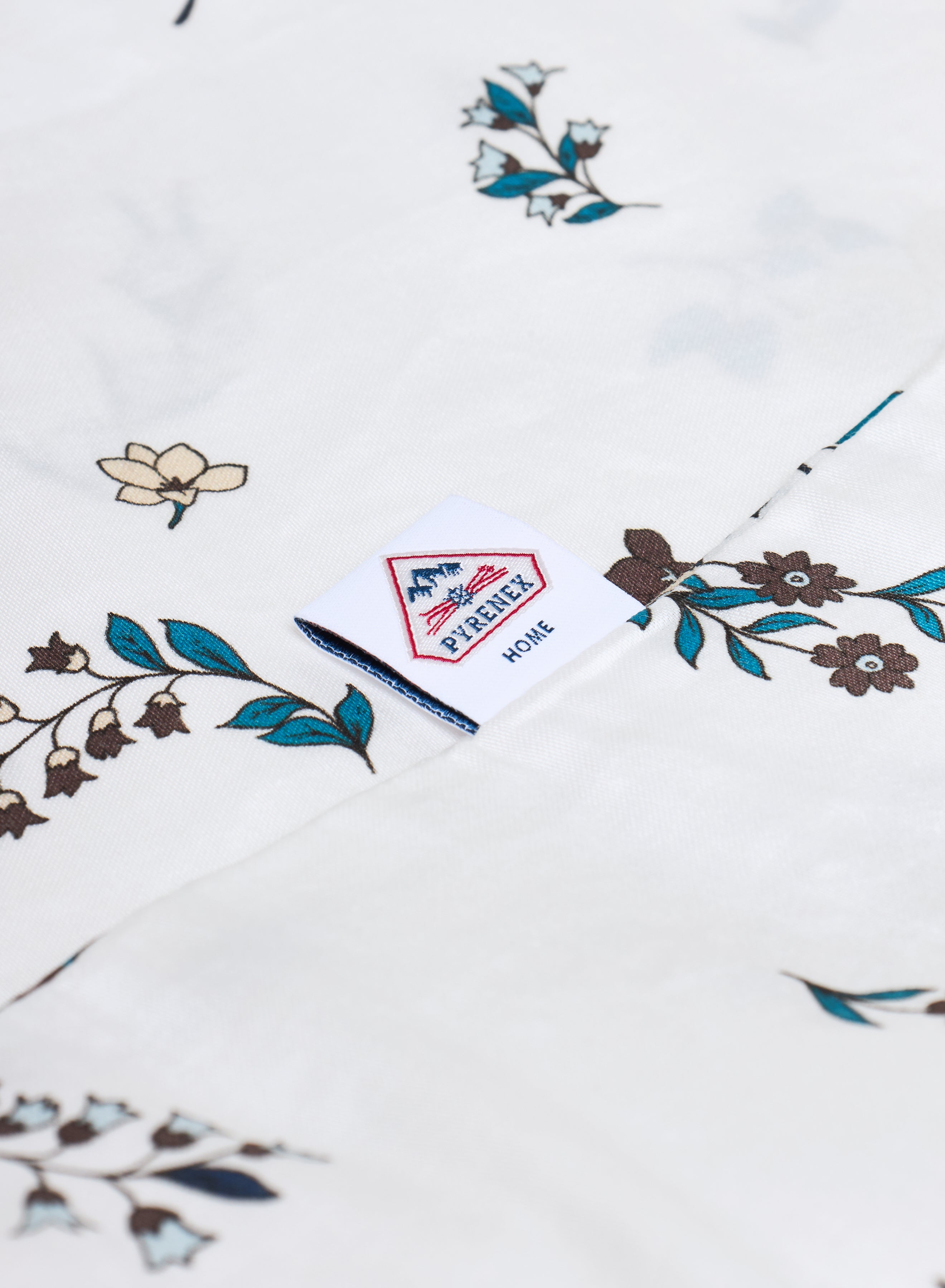 pyrenex-lily-housse-de-couette-motifs-floraux-coton-bio-et-tencel image 5
