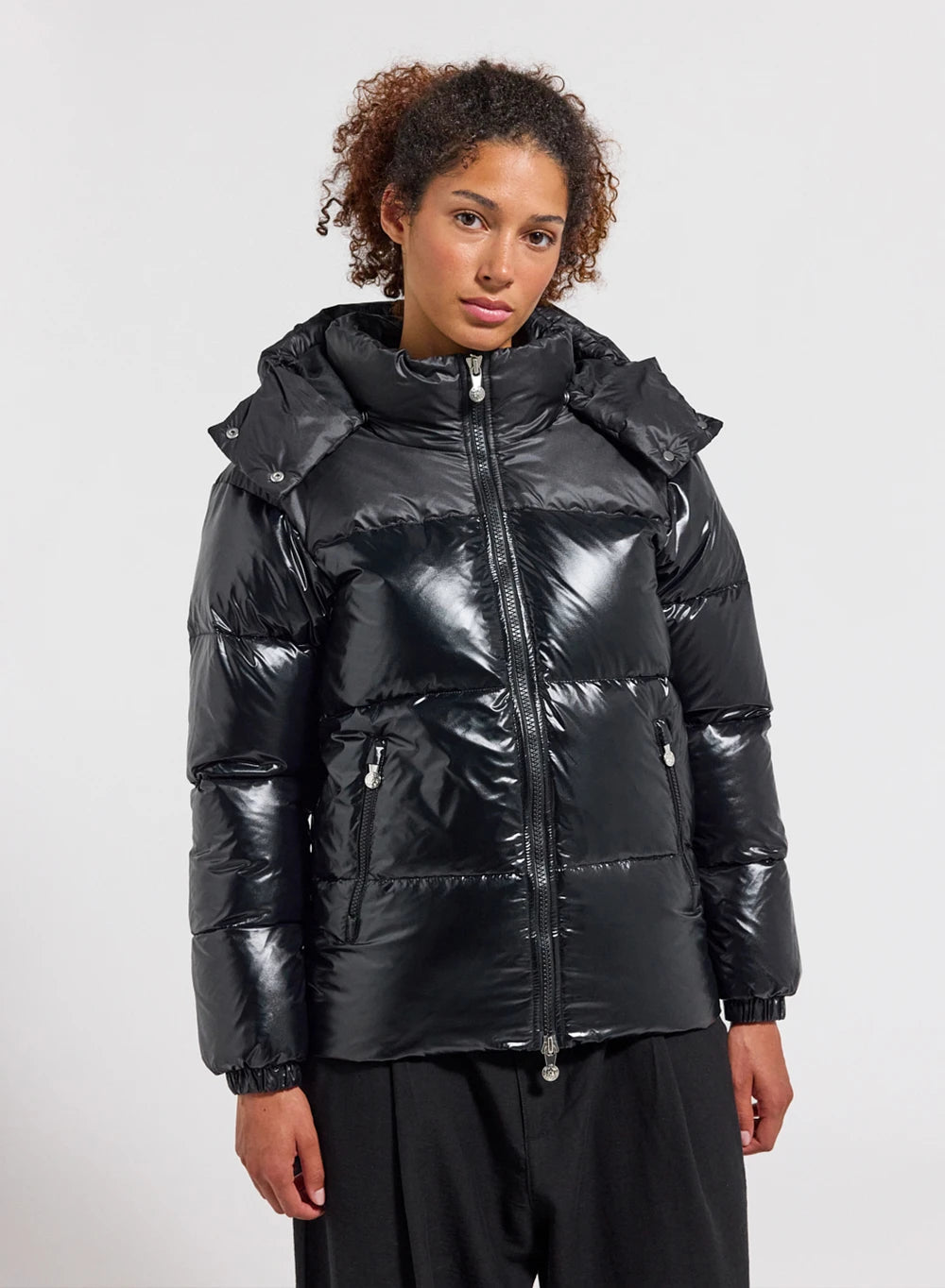 pyrenex-lively-doudoune-brillante-femme-noire image 1