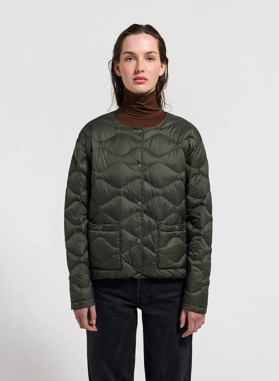 doudoune-pyrenex-orite-femme-kaki-ultra-l-g-re-boutons-pression image 1