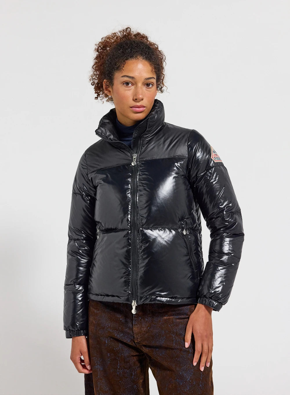 pyrenex-goldin-doudoune-courte-brillante-femme-noire image 1