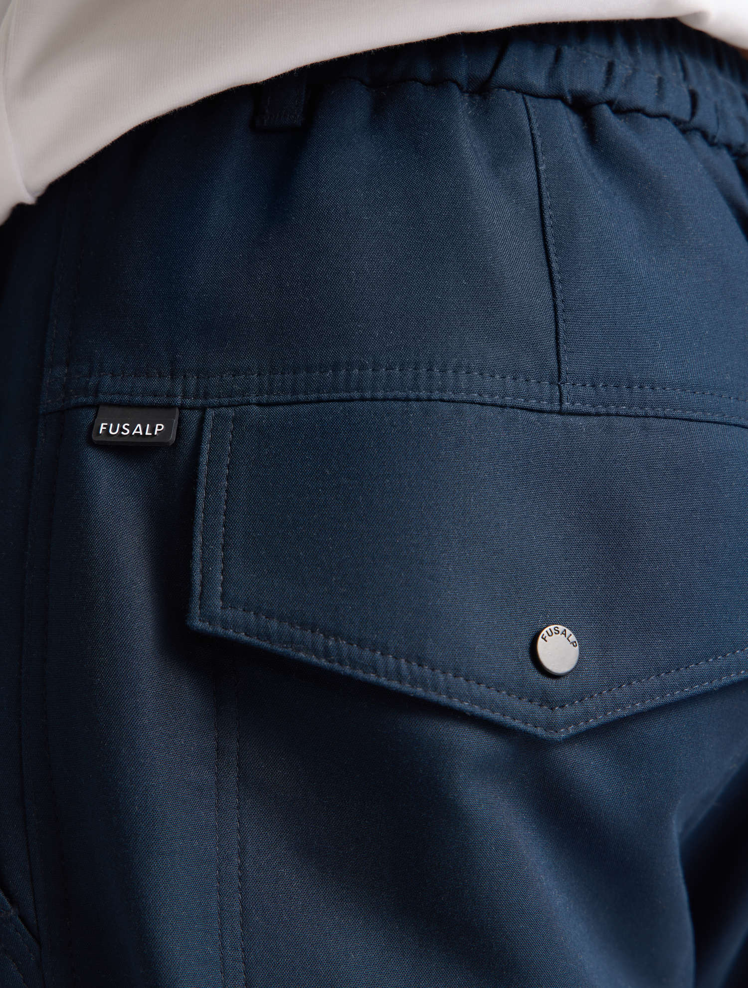 fusalp-laukol-pantalon-coton-l-ger-coupe-droite image 4
