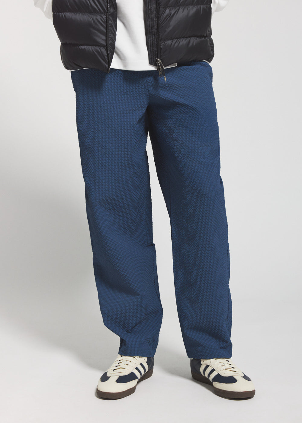 pyrenex-migjorn-pantalon-homme-tissu-l-ger-bleu-seersucker image 2
