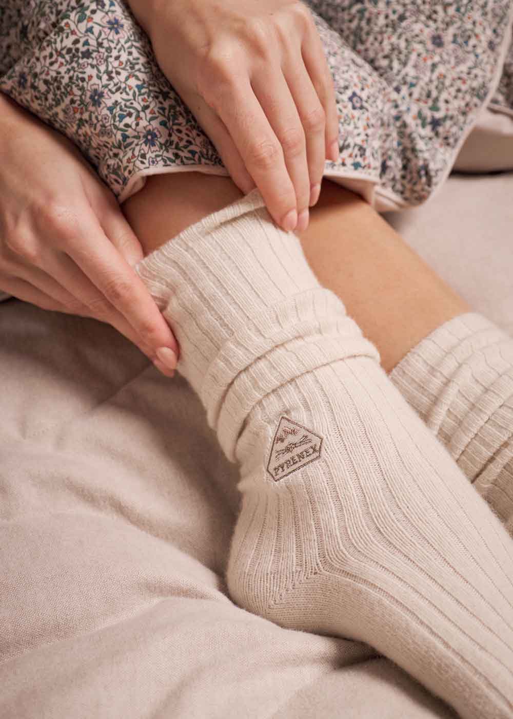 pyrenex-cocoon-chaussettes-beige-laine-m-rinos-cachemire image 1