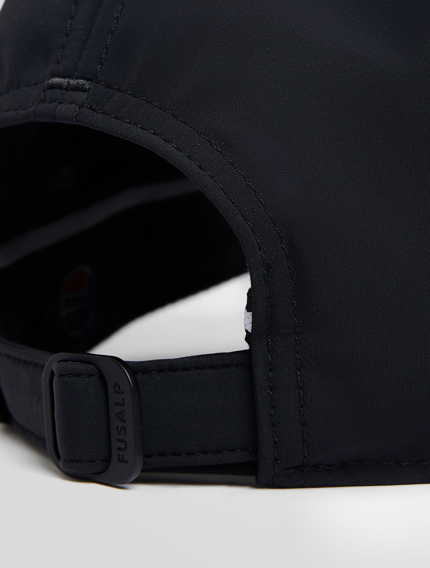 fusalp-raining-casquette-imperm-able-en-nylon-stretch image 8