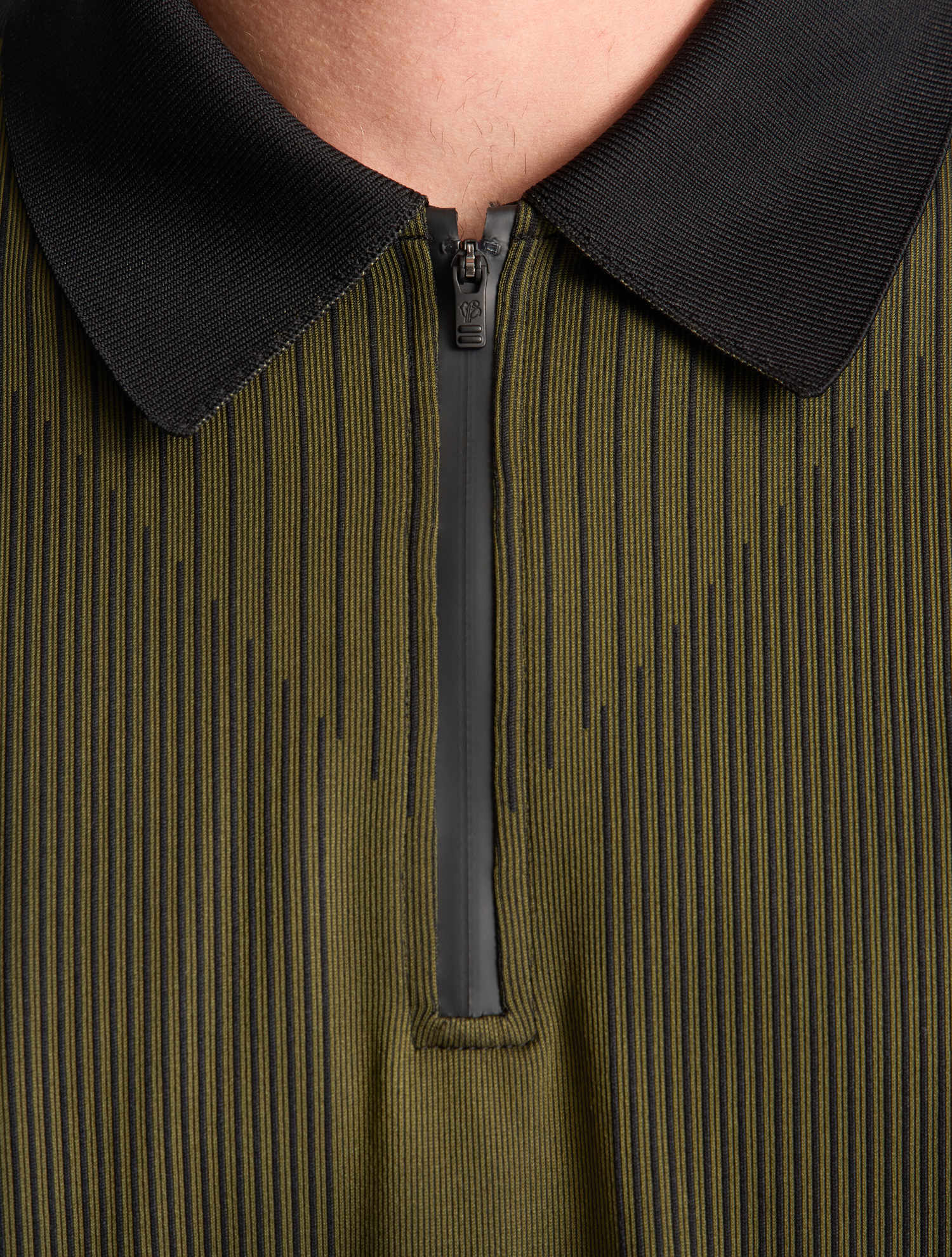 fusalp-livo-polo-manches-courtes-seamless-d-perlant image 4