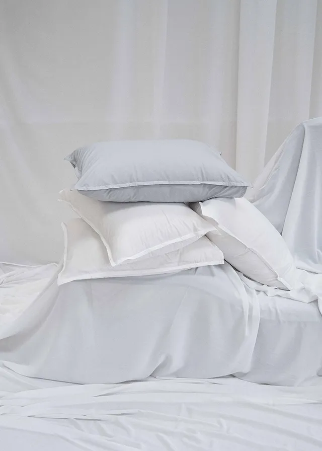 pyrenex-val-cenis-oreiller-duvet-naturel-confort-m-dium image 1