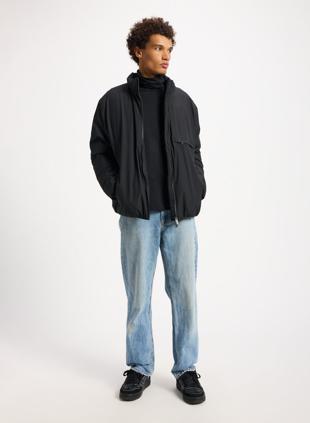 blouson-en-duvet-homme-pyrenex-spectre-noir image 2
