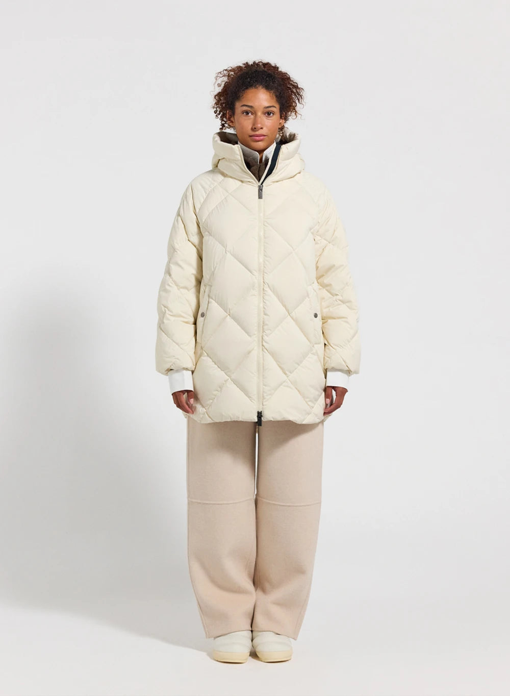 pyrenex-adele-parka-doudoune-longue-femme-blanche image 2