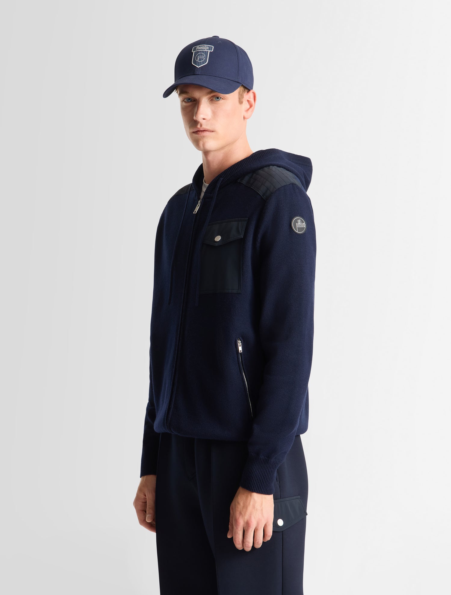 fusalp-mayance-gilet-homme-laine-capuche image 2
