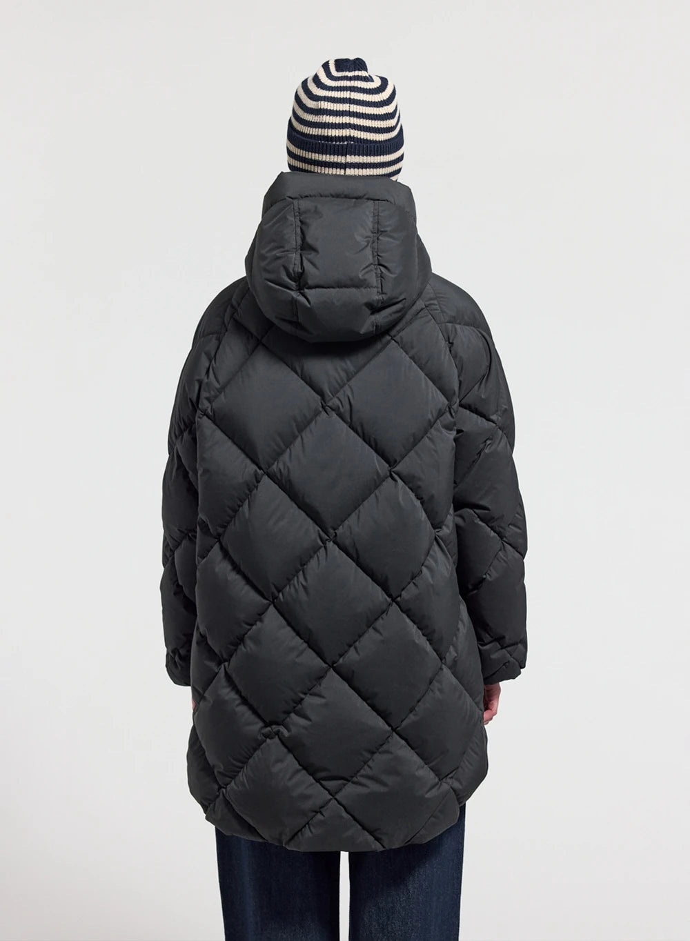 pyrenex-adele-parka-doudoune-longue-femme-capuche-noire image 4