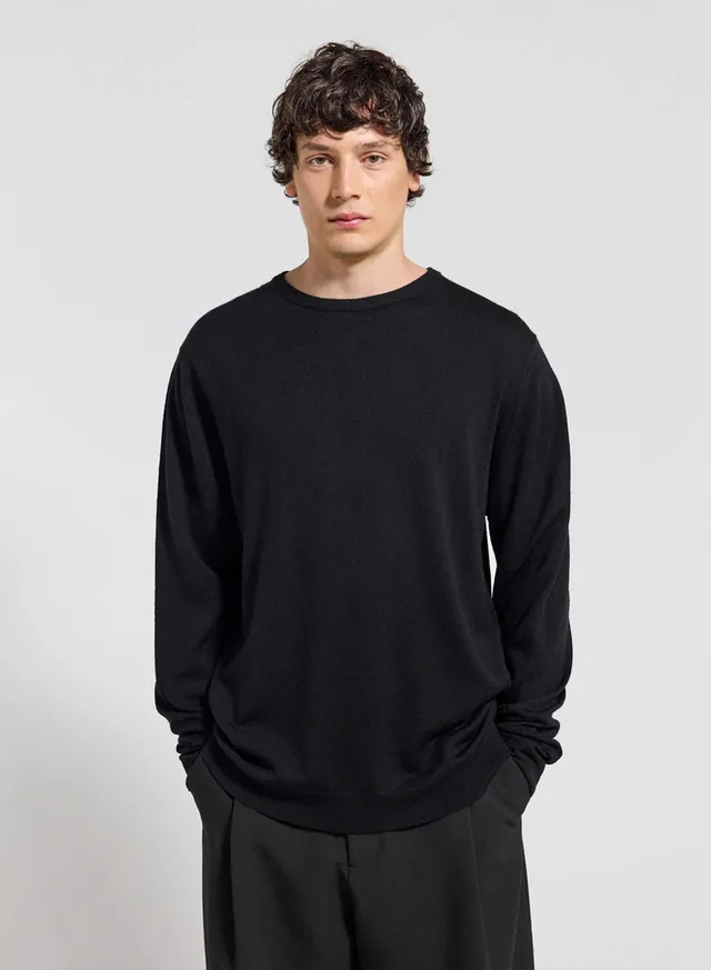 omhet-pull-fin-col-rond-laine-m-rinos-homme-noir image 1