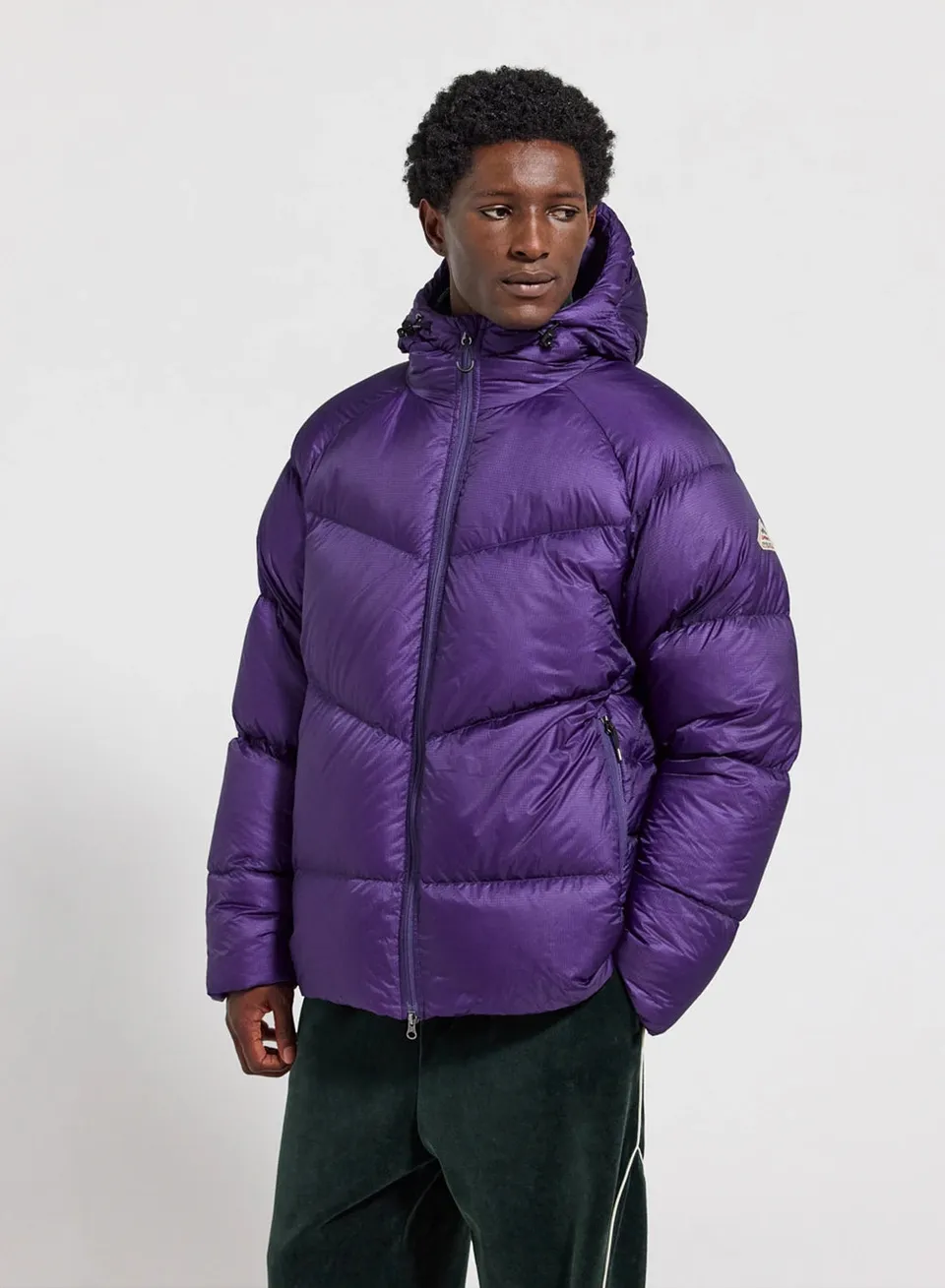 doudoune-homme-pyrenex-helium-violette-capuche-duvet-fran-ais-l-g-re-et-chaude image 1