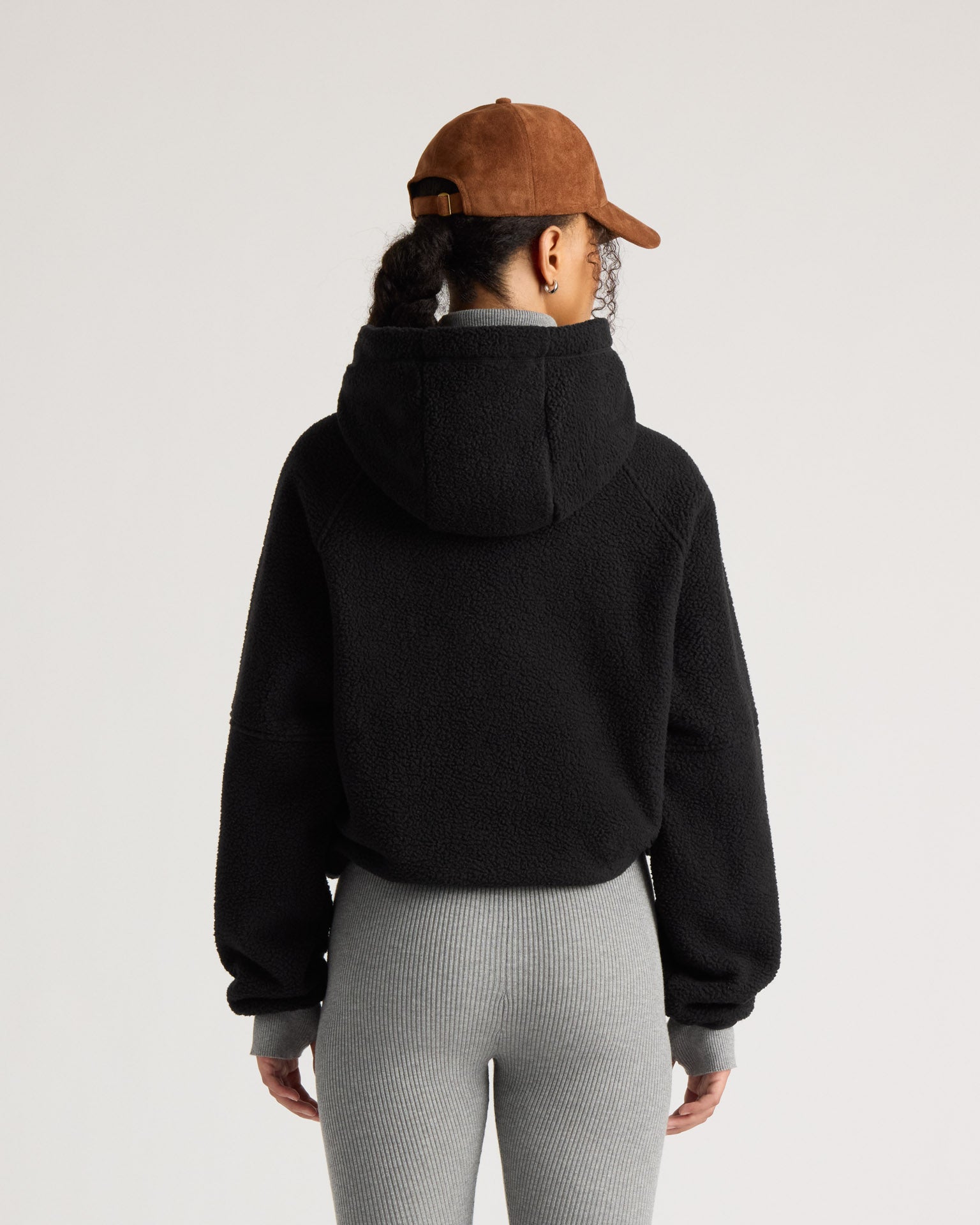 kanuk-boisbriand-chandail-sherpa-capuche-zipp-femme image 4