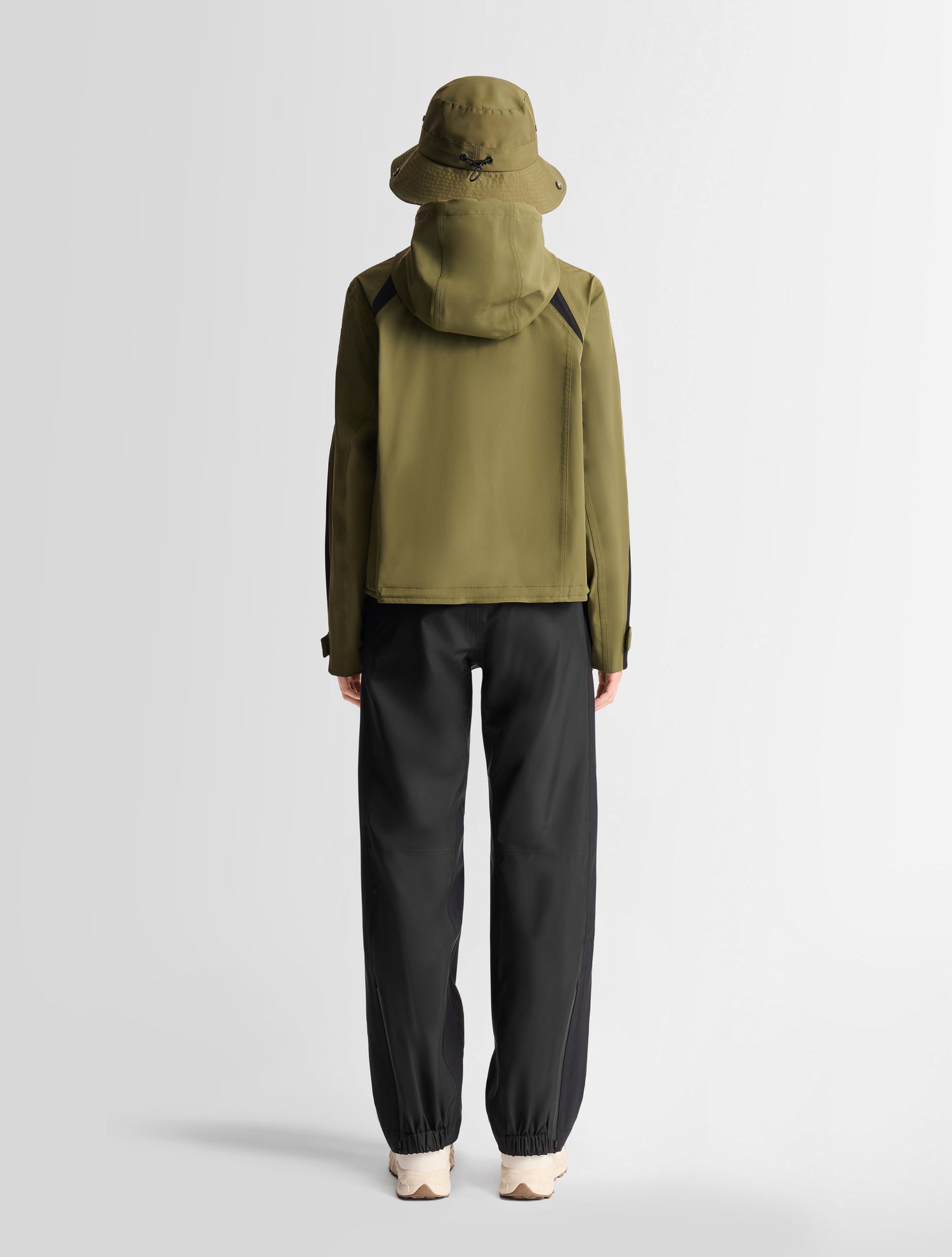 fusalp-kasima-blouson-3-couches-capuche-court-boxy image 3