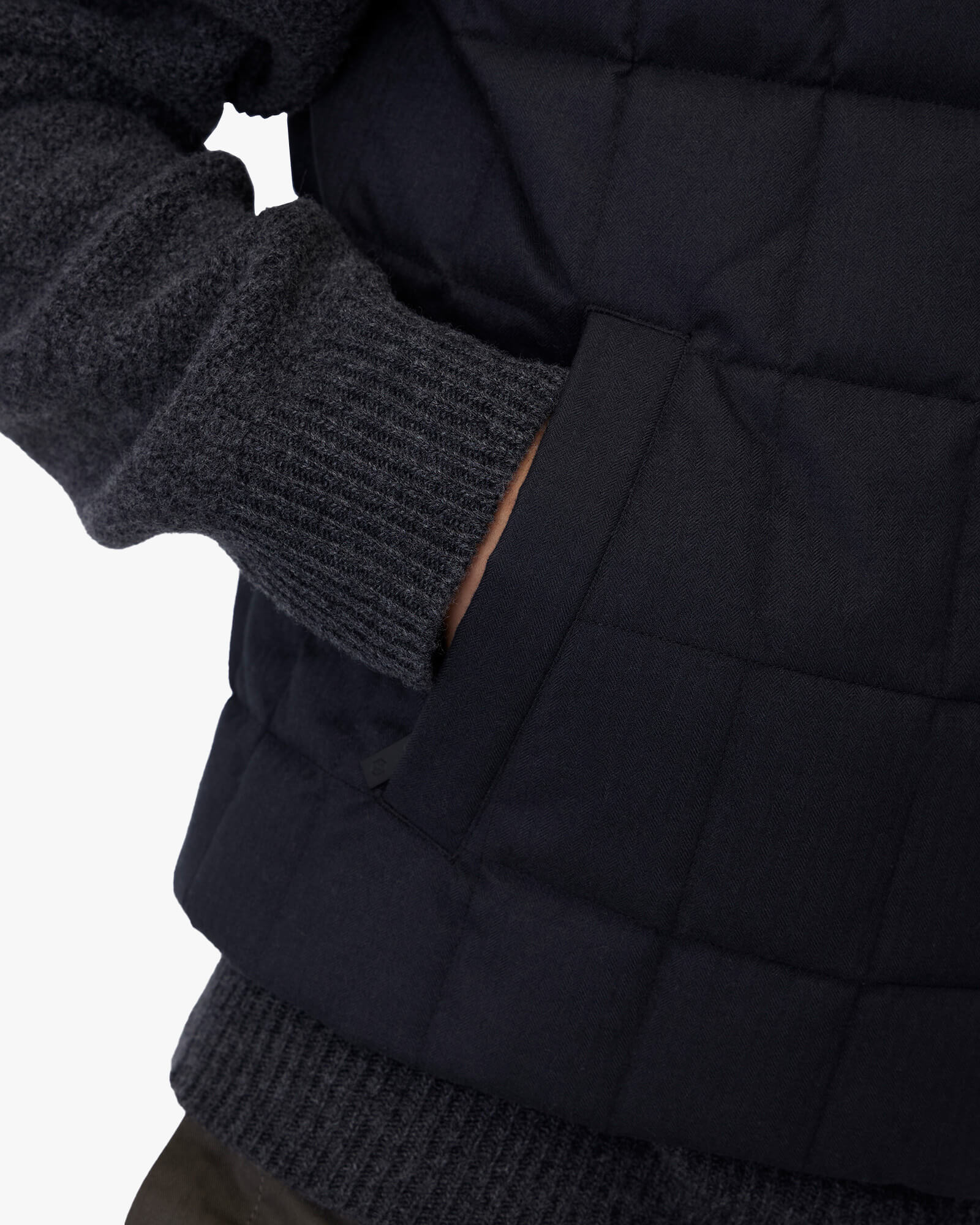 quartz-co-leo-veste-sans-manches-l-g-re-en-duvet image 4