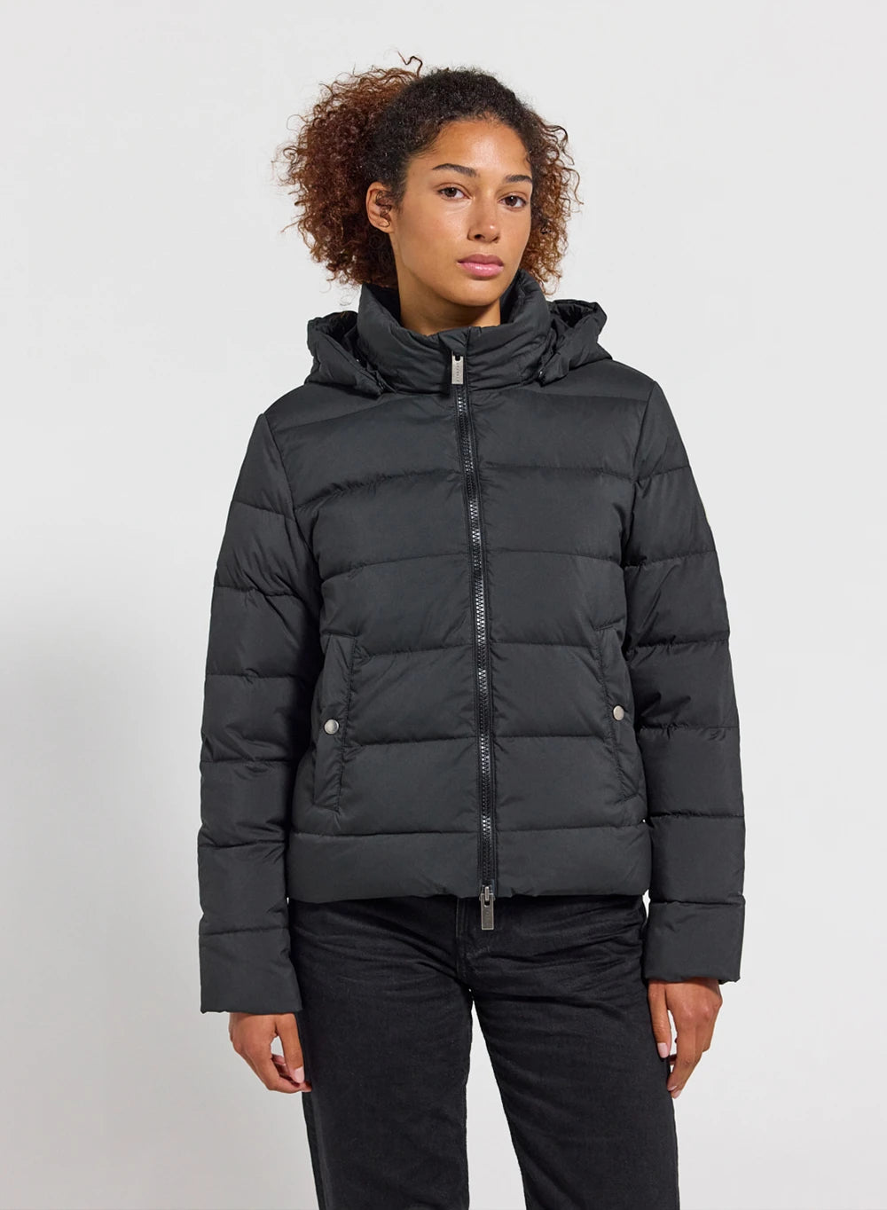 pyrenex-spoutnic-doudoune-femme-noire-capuche-amovible image 6