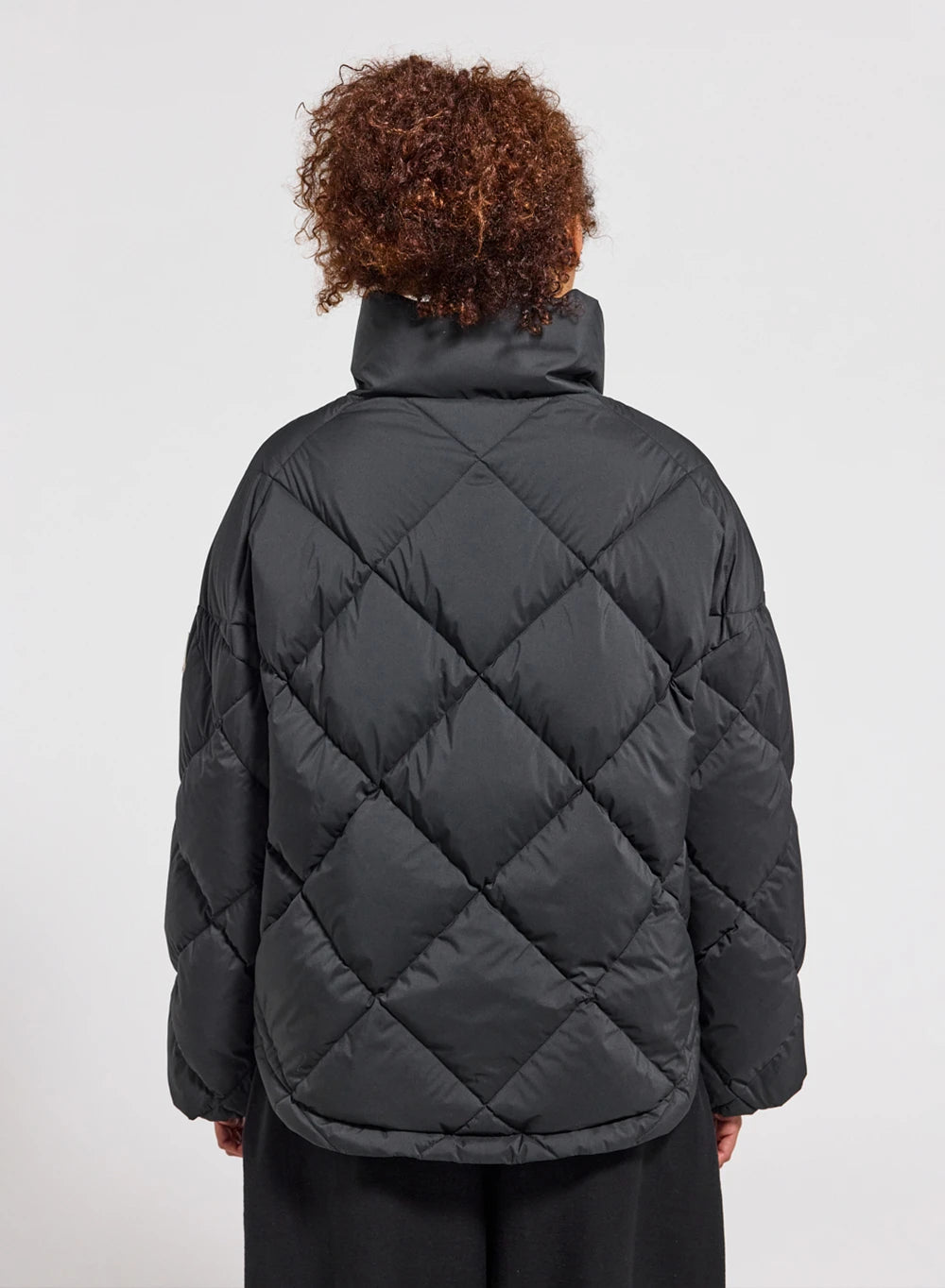pyrenex-adele-doudoune-oversize-col-enveloppant-femme-noire image 4
