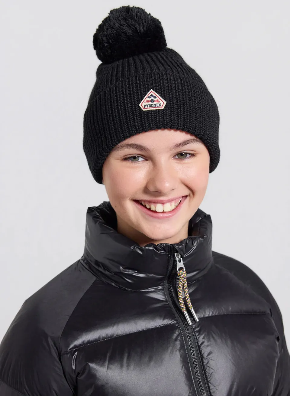 pyrenex-eki-bonnet-pompon-enfant-laine-noir image 1