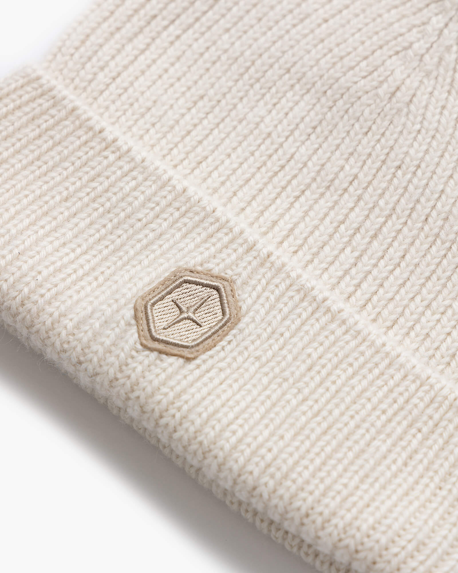 quartz-co-maria-tuque-en-laine-de-b-b-alpaga-100-p-rou image 3