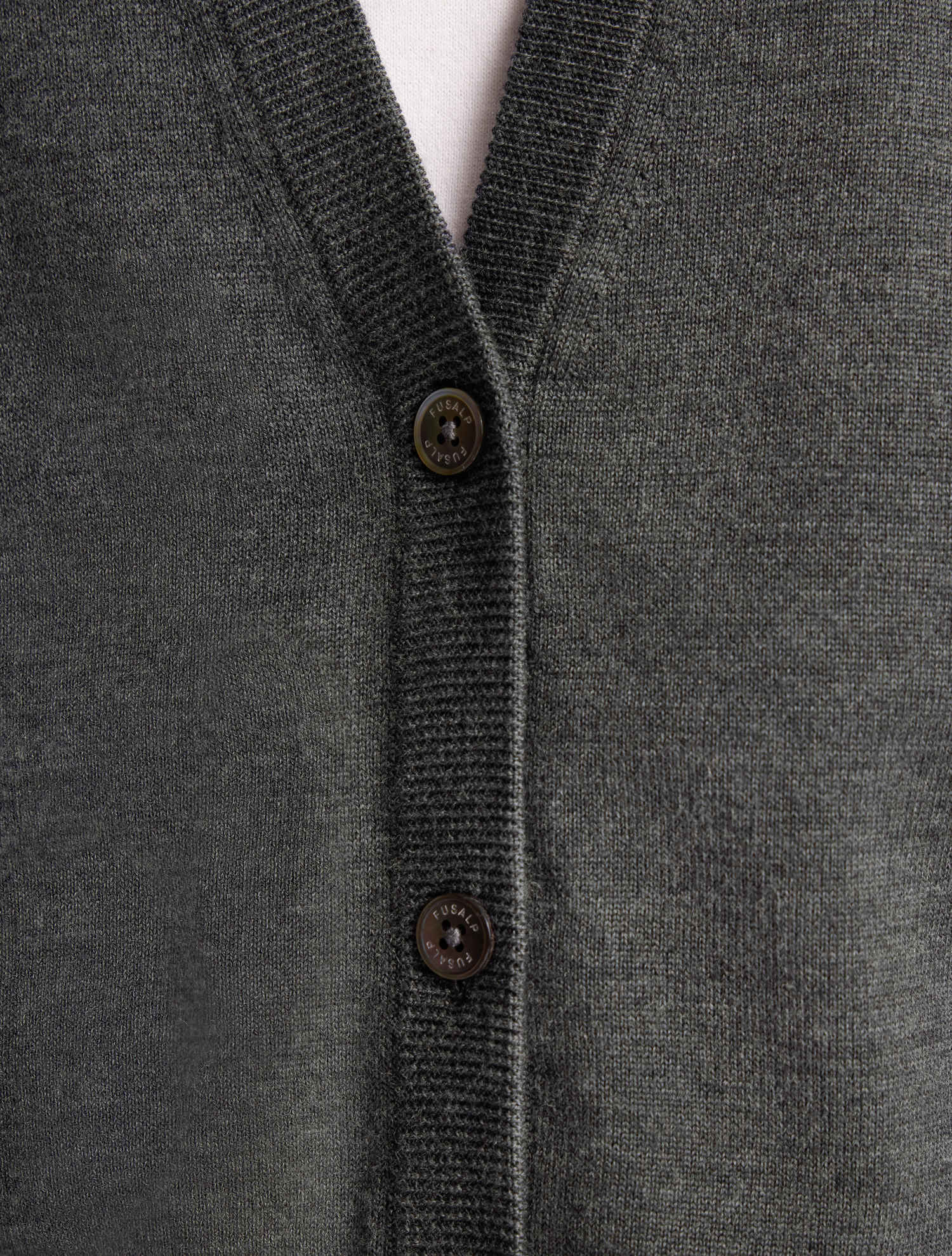 fusalp-leovra-gilet-boutonn-tricot-jersey image 4