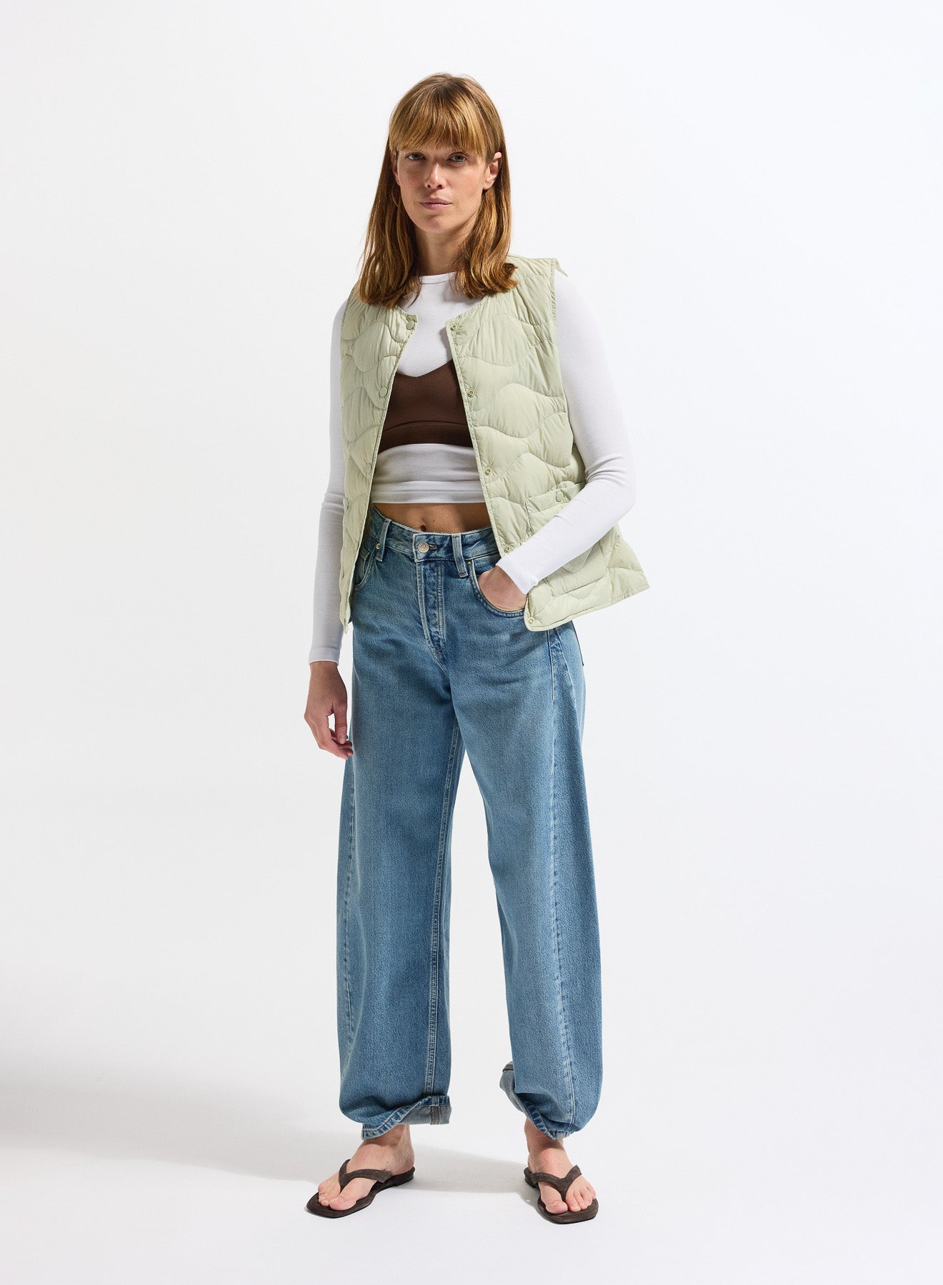 gilet-sans-manches-femme-pyrenex-orite-vest-vert-pastel-ultra-l-ger image 2
