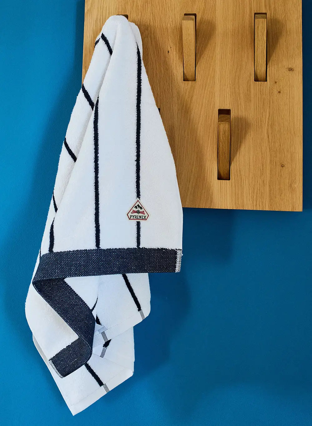 pyrenex-yumi-serviette-de-toilette-bleu-fonc-ray-e image 7