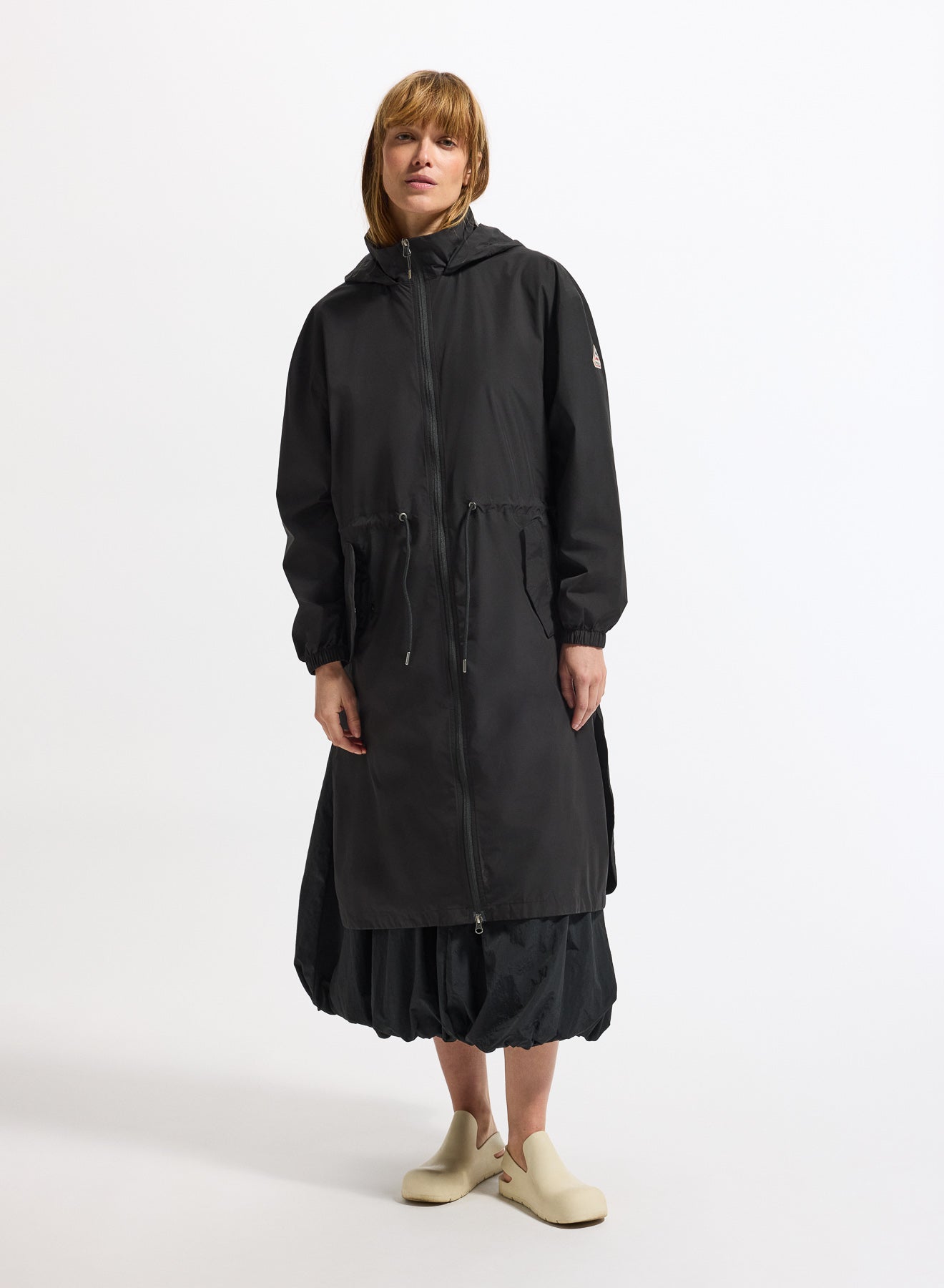 pyrenex-gemme-parka-longue-imperm-able-femme-noire-capuche image 2