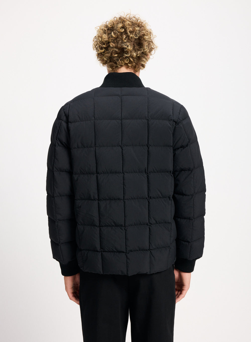 veste-doudoune-homme-pyrenex-flight-piquage-carr-noire image 4