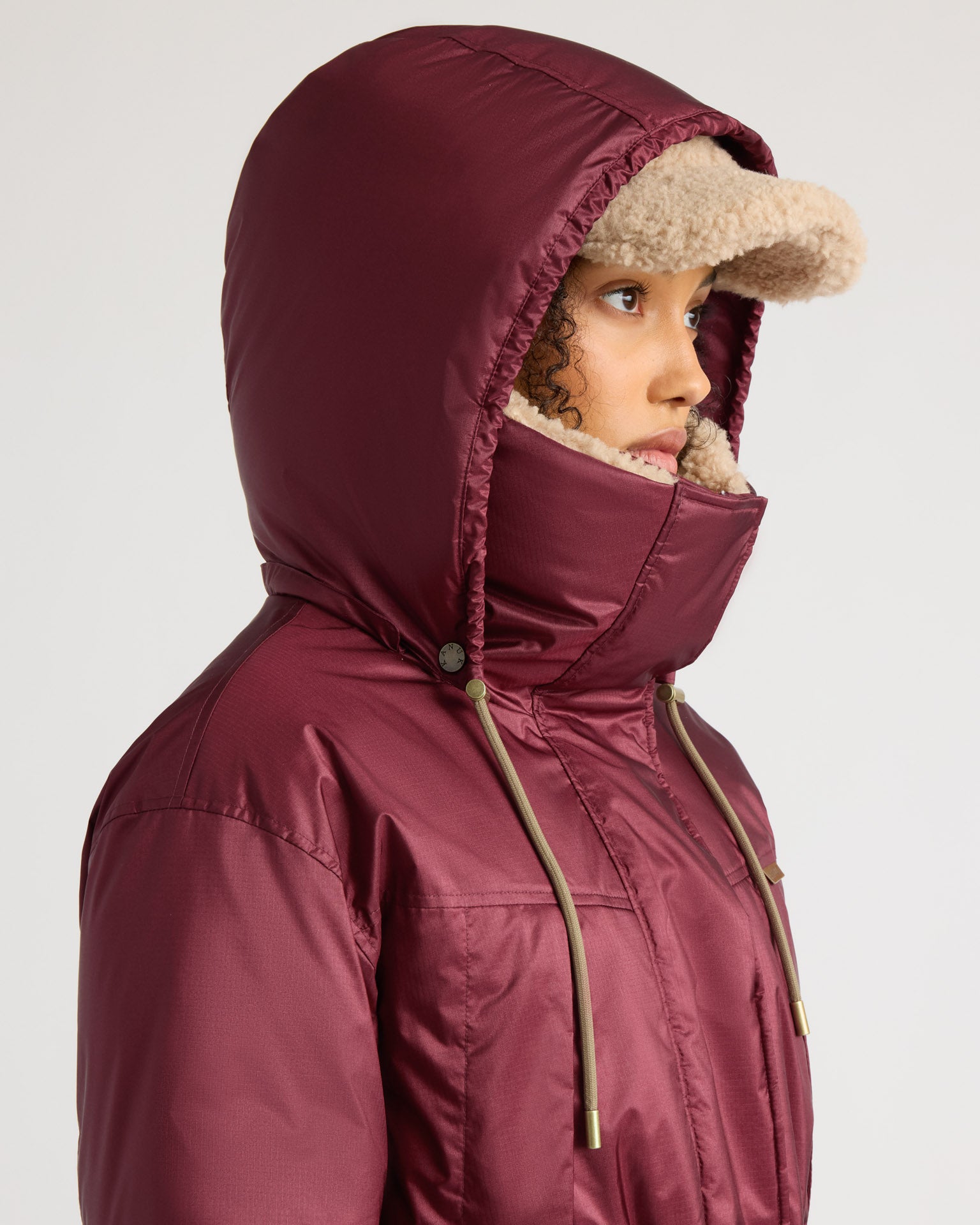 kanuk-harfang-parka-signature-heritage image 6