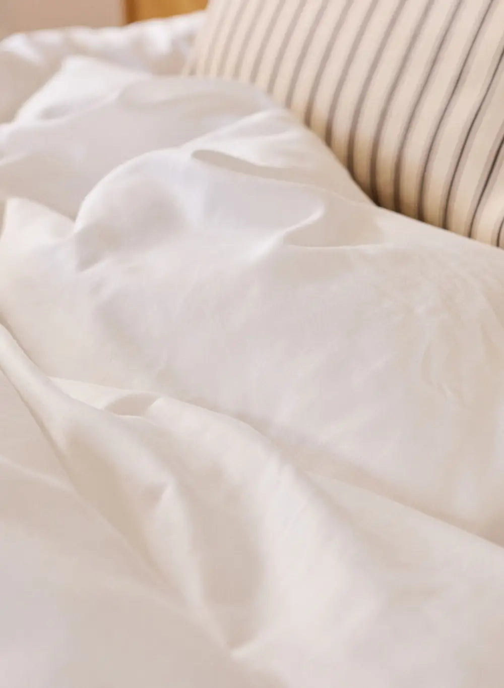 pyrenex-lily-housse-de-couette-blanche-coton-bio-tencel-lyocell image 2