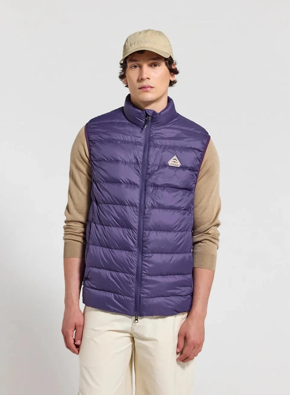 doudoune-ultra-l-g-re-sans-manches-pyrenex-guzet-violette-homme image 1