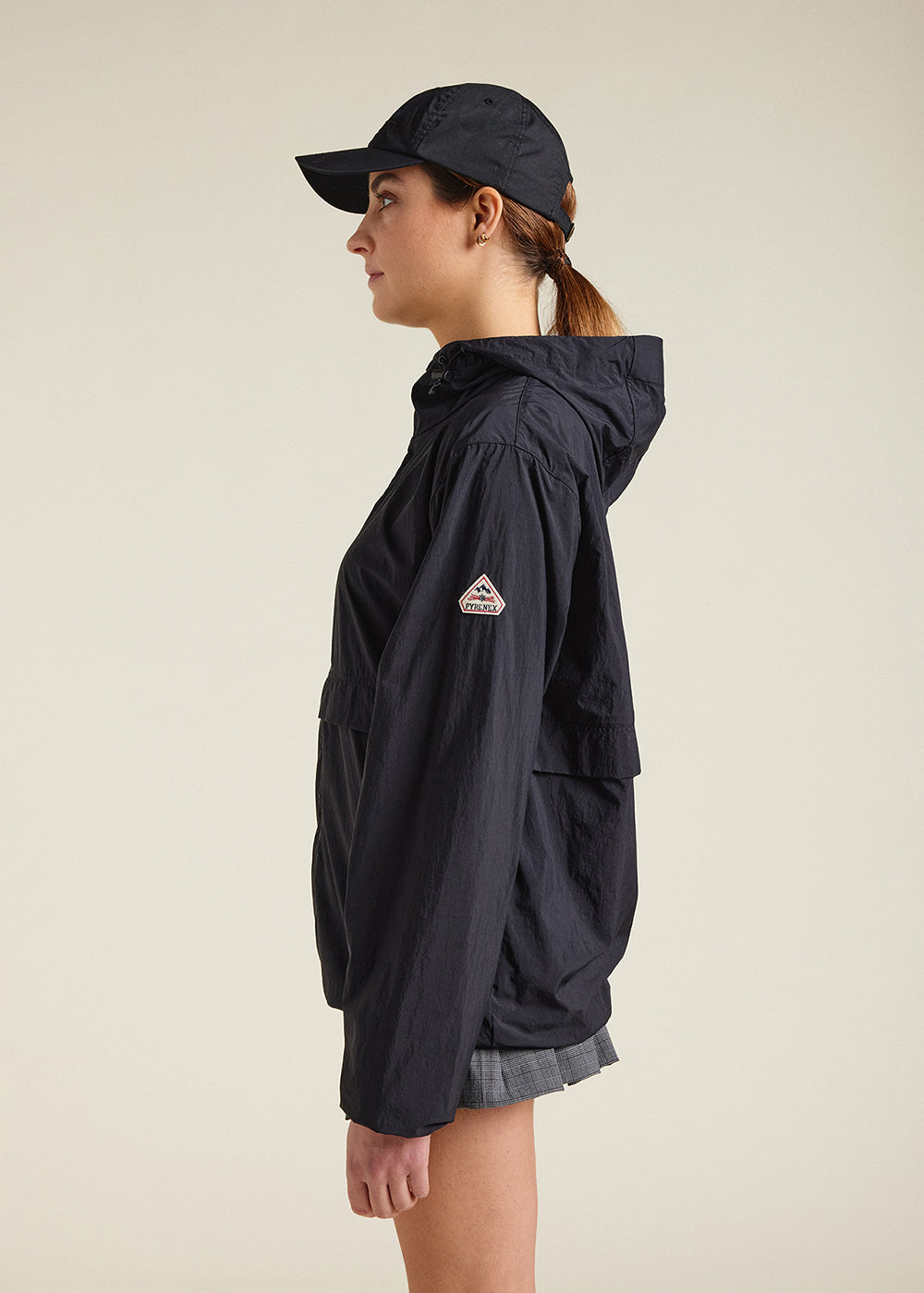 pyrenex-ridge-coupe-vent-unisexe-capuche-black image 4