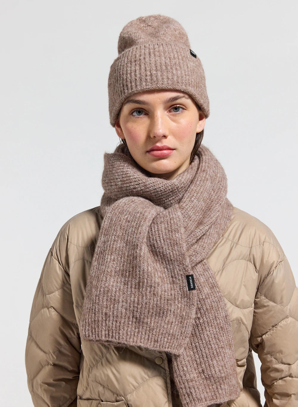 pyrenex-soazig-bonnet-en-laine-beige image 1
