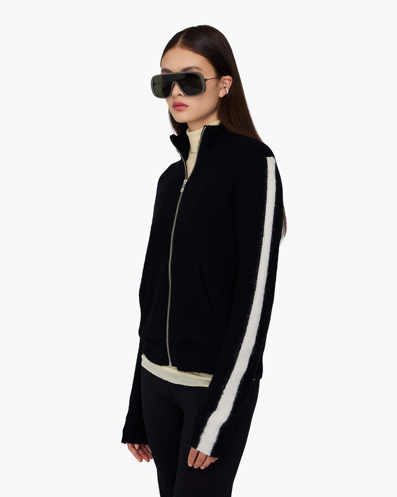 quartz-co-katrina-cardigan-zipp image 5