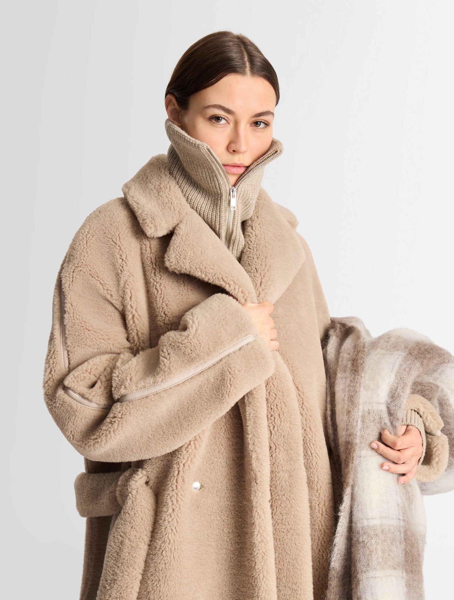 fusalp-manteau-tyhova-femme-fausse-fourrure image 4