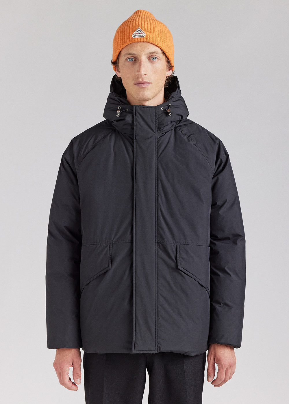 pyrenex-covert-parka-courte-homme-en-duvet-naturel-black image 1