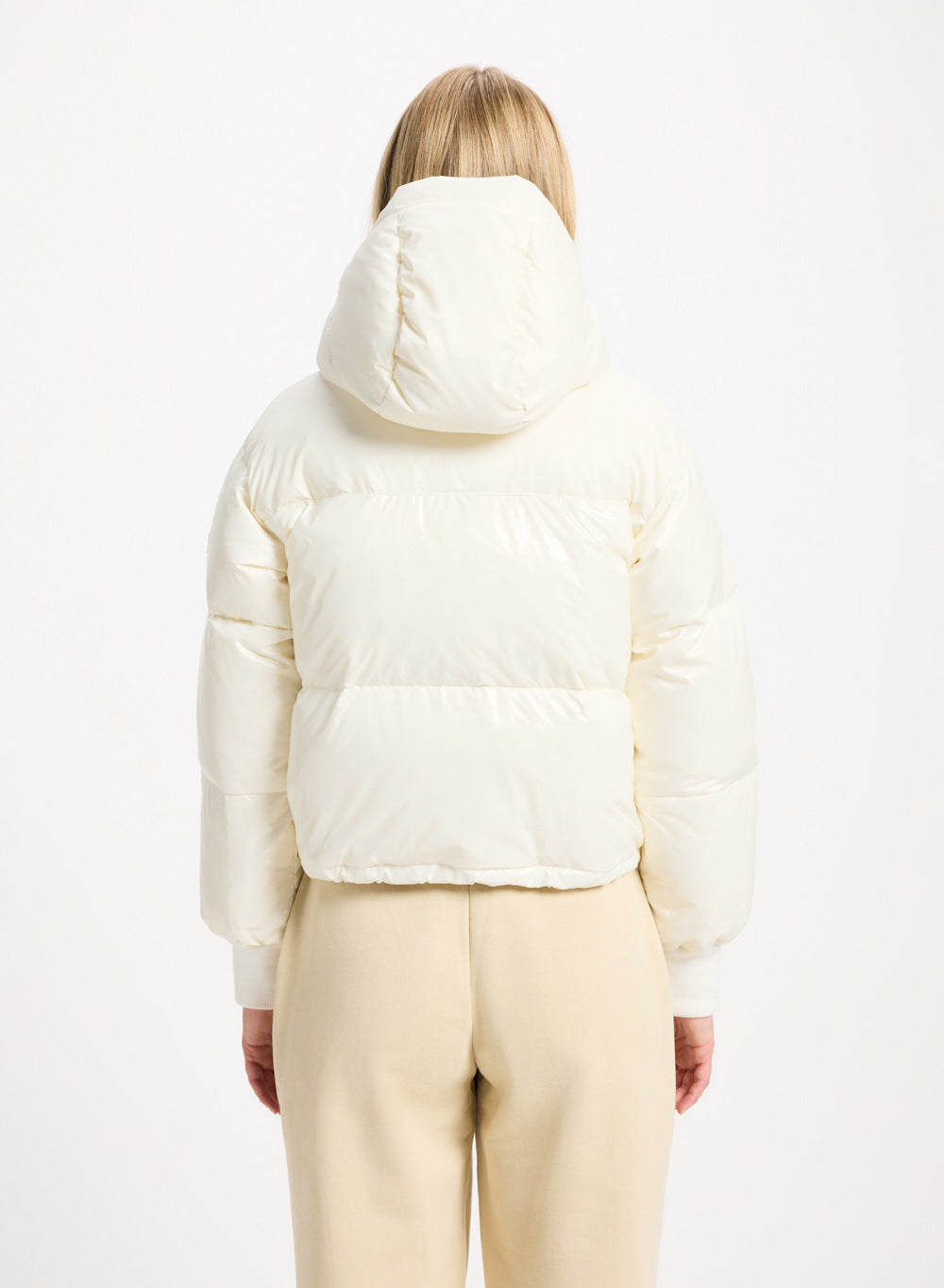 pyrenex-altic-doudoune-courte-capuche-femme-blanche-brillante image 4
