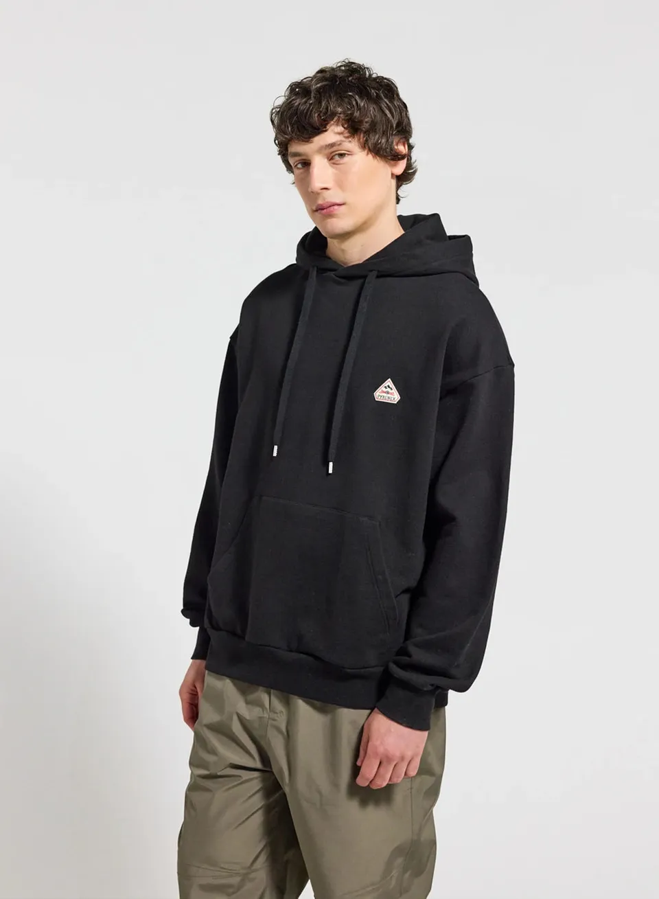 sweat-capuche-unisexe-pyrenex-journey-noir-en-coton-bio image 1