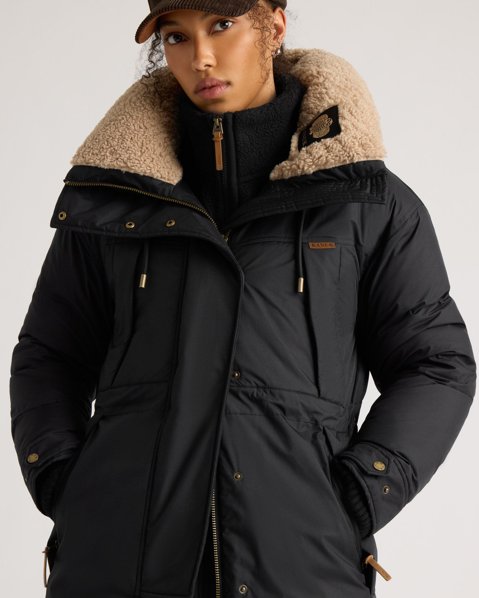 kanuk-harfang-parka-signature-isol-e-col-sherpa image 6