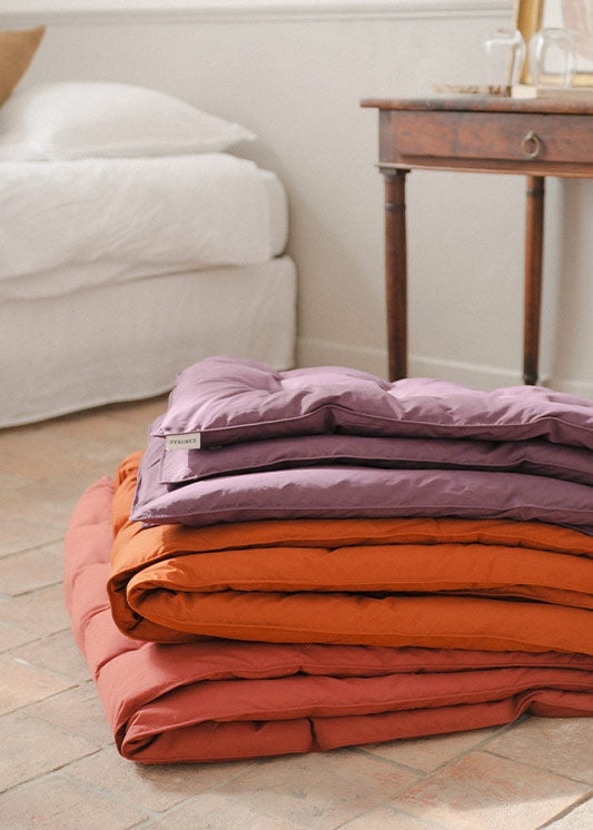pyrenex-caresse-plaid-duvet-raisin image 1