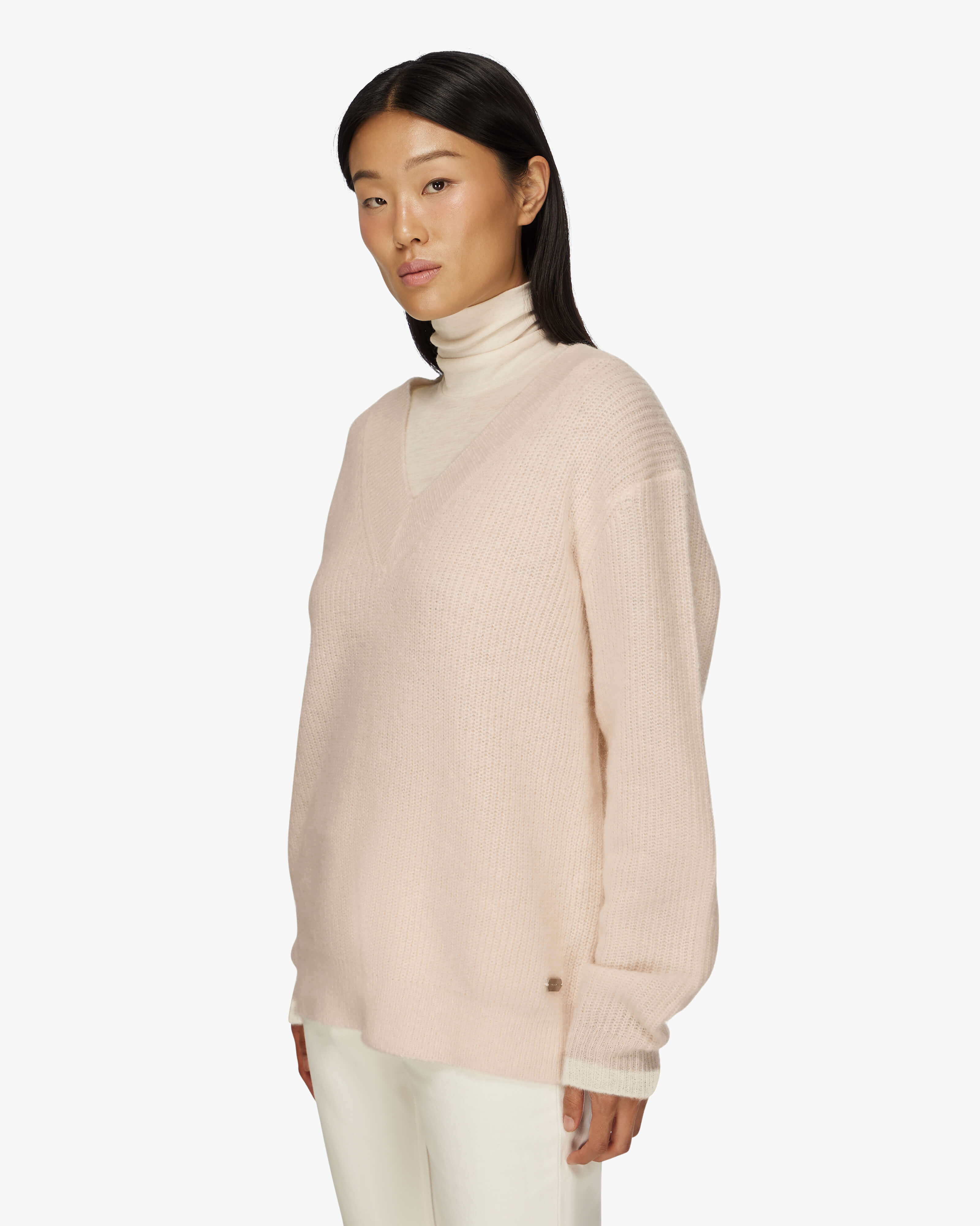 quartz-co-katrina-chandail-col-en-v-femme-laine-d-alpaga image 8